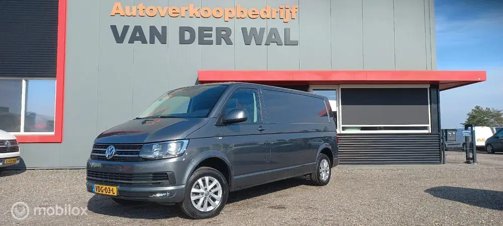 Volkswagen Transporter 2.0 TDI L2H1 uit 2019