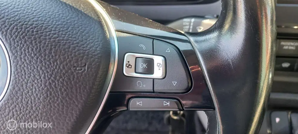 Volkswagen Transporter 2.0 TDI L2H1 uit 2019, foto 15