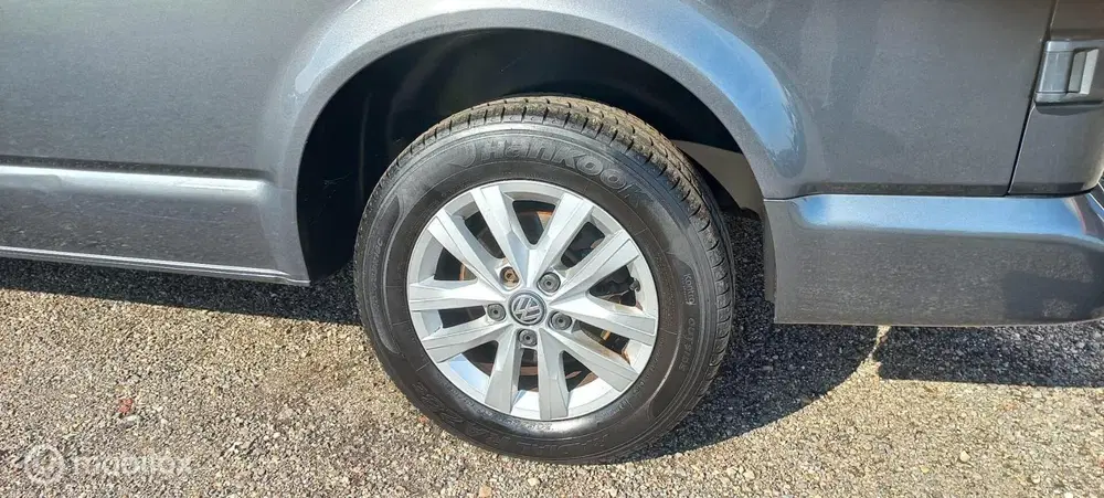 Volkswagen Transporter 2.0 TDI L2H1 uit 2019, foto 4