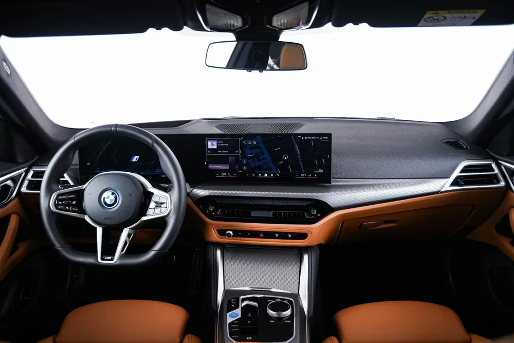 BMW i4 eDrive40 M Sport Pro Edition 84 kWh COMFOR uit 2025, foto 3