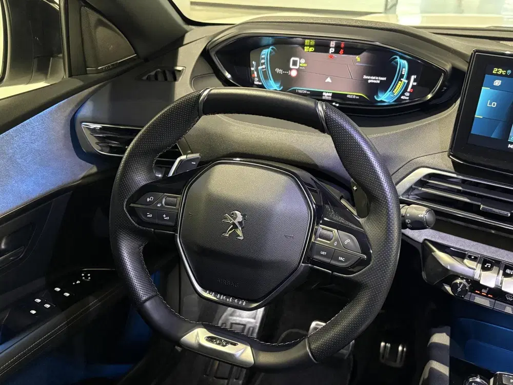 Peugeot 3008 1.6 HYbrid 225 GT uit 2021, foto 14