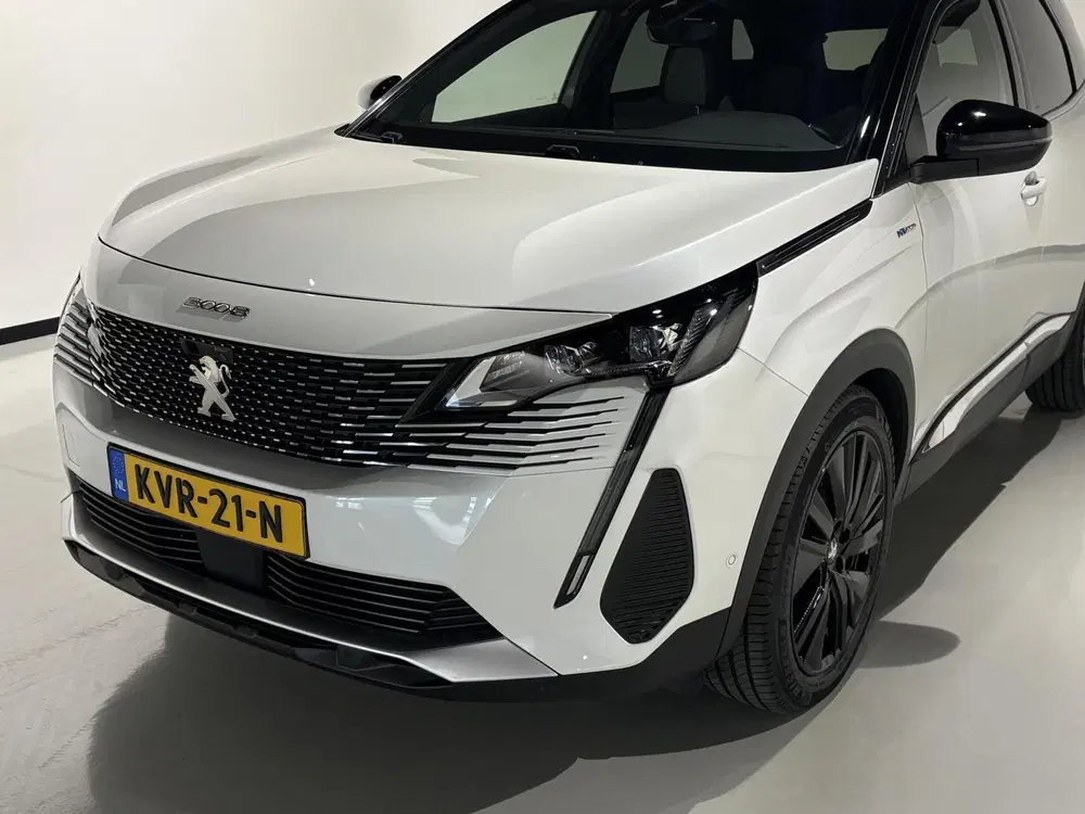Peugeot 3008 1.6 HYbrid 225 GT uit 2021, foto 5