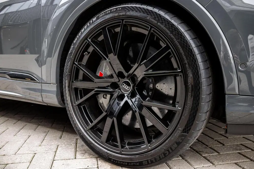Audi SQ7 RSQ7 4.0 TFSI SQ7 Quattro 7-Zits 1000PK ST uit 2021, foto 3