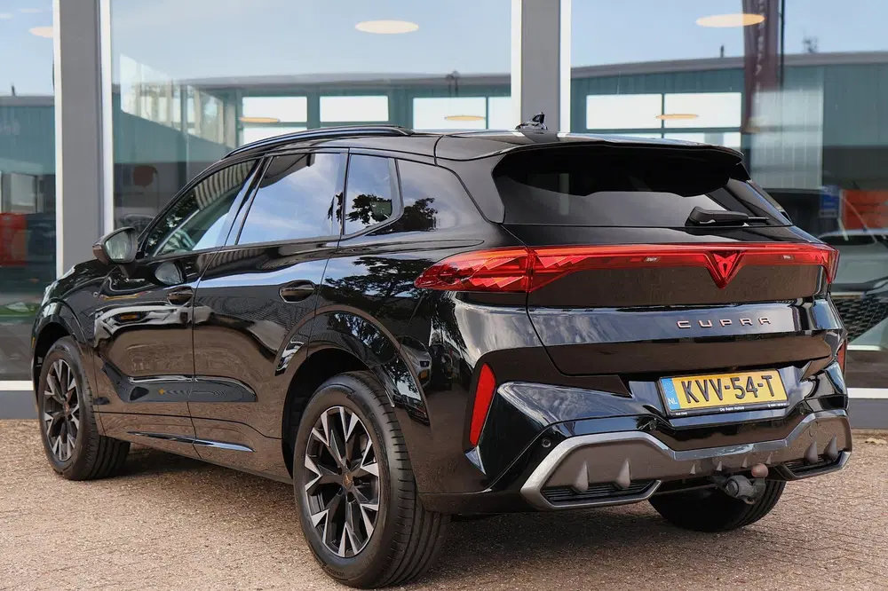 Cupra Terramar 1.5 E-tsi Panoramadak Elektrische trekhaak uit 2025, foto 2