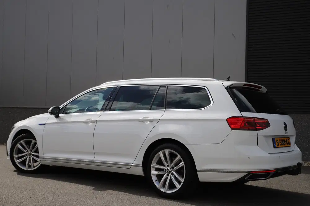 Volkswagen Passat 1.4 TSI 218pk GTE uit 2020, foto 6