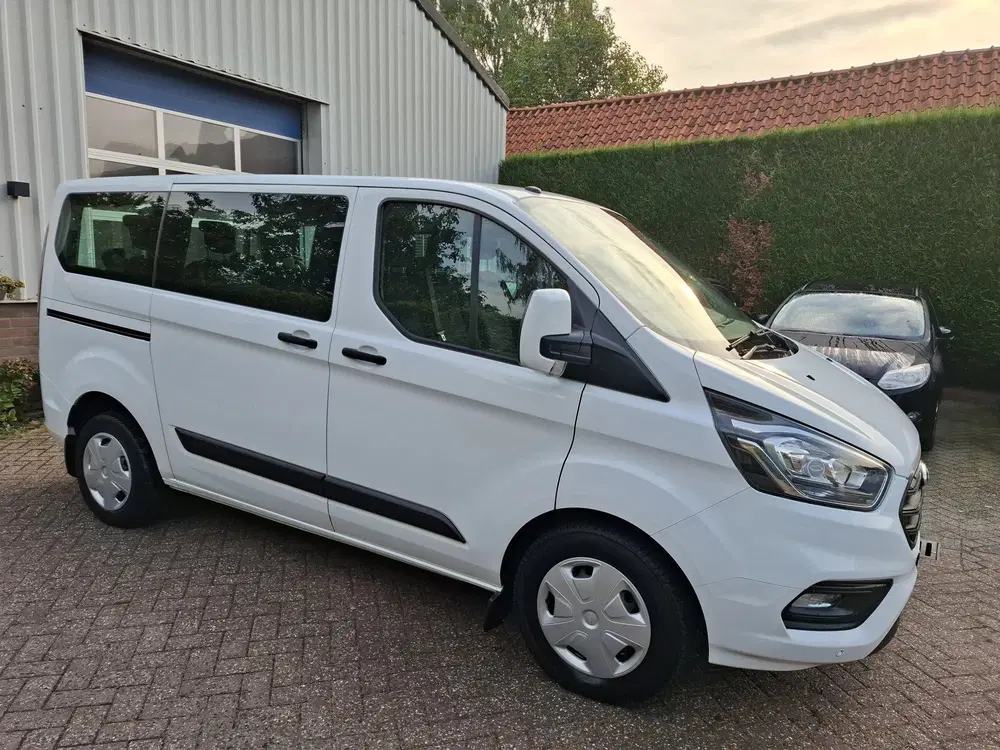 Ford Transit Custom 2.0TDCI 19350.- INCL BTW 9-PERSOONS LED uit 2019, foto 8