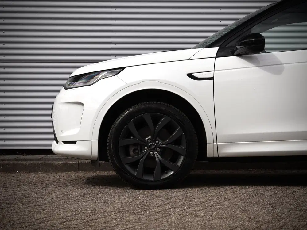 Land Rover Discovery Sport P300e 1.5 R-Dynamic SE uit 2023, foto 10