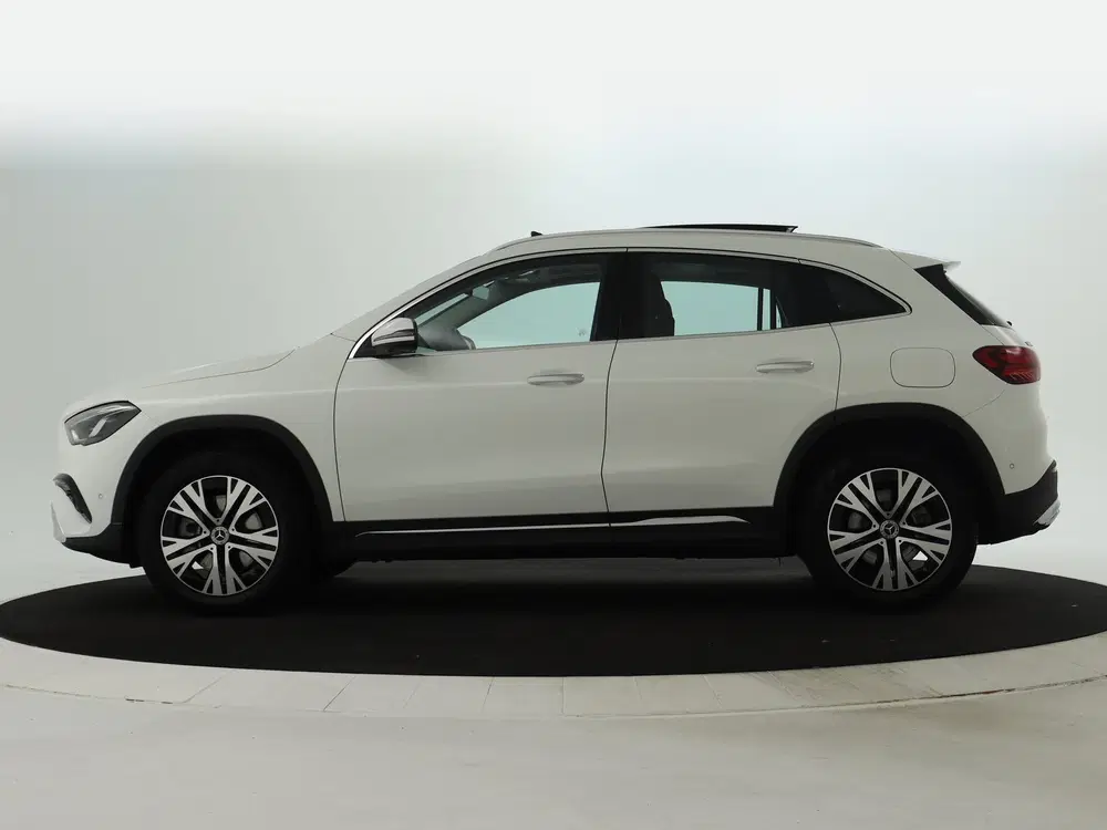 Mercedes-Benz GLA 250 e Plug-In Hybride uit 2025, foto 3