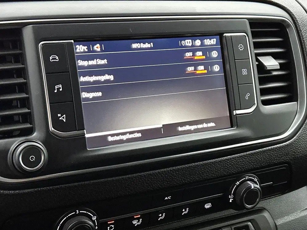 Opel Vivaro 145pk Automaat L3H1 Dubbele cabine Navigat uit 2023, foto 11