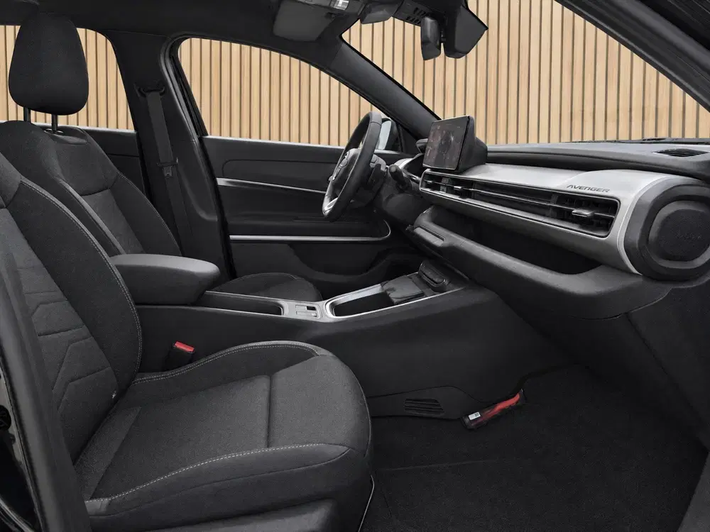 Jeep Avenger 1.2 e-Hybrid Summit uit 2026, foto 7