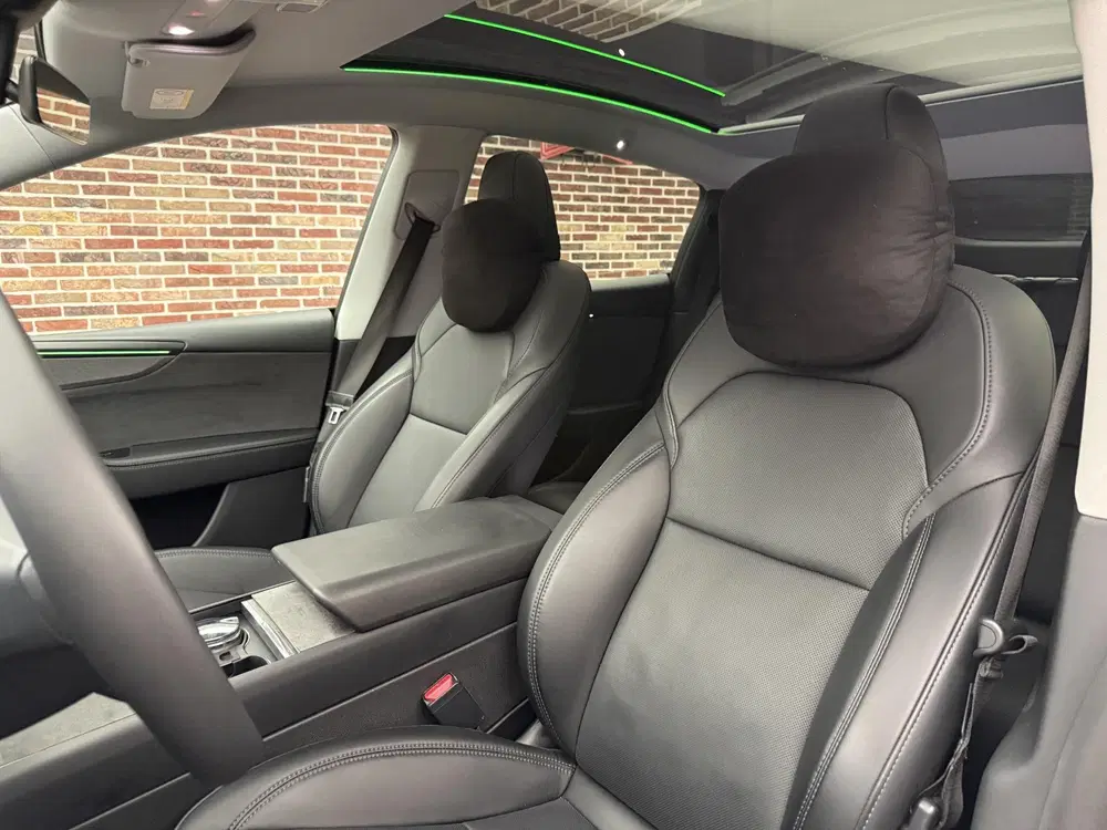 Tesla Model Y Premium Long Range AWD 75 kWh Facelift uit 2025, foto 10