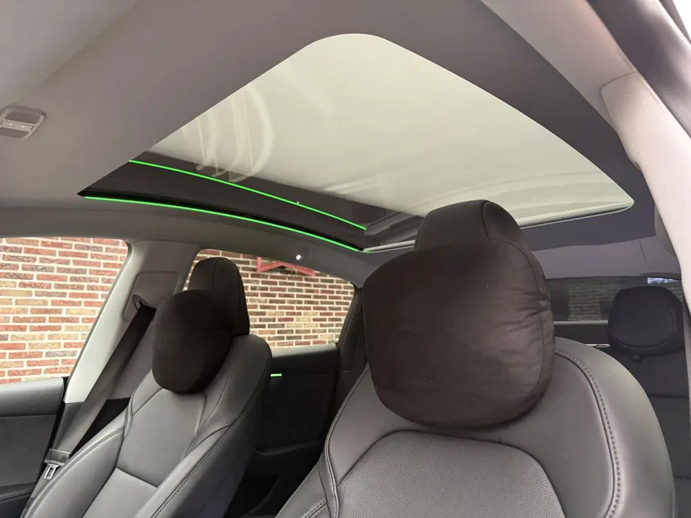 Tesla Model Y Premium Long Range AWD 75 kWh Facelift uit 2025, foto 12