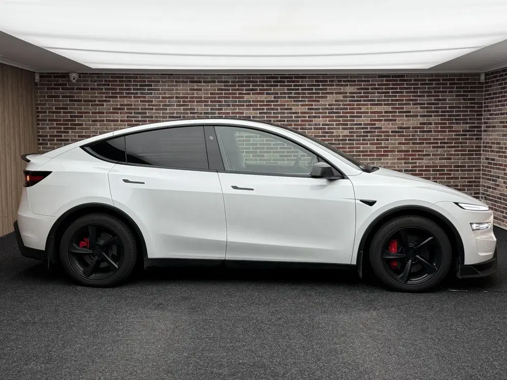 Tesla Model Y Premium Long Range AWD 75 kWh Facelift uit 2025, foto 5