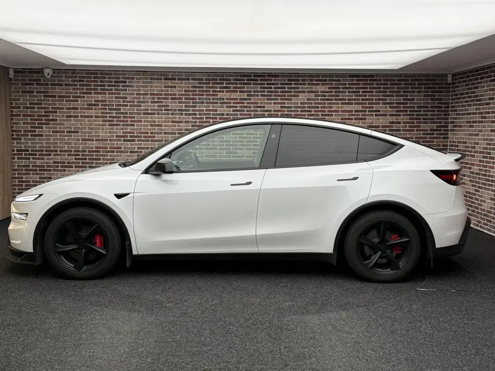 Tesla Model Y Premium Long Range AWD 75 kWh Facelift uit 2025, foto 7