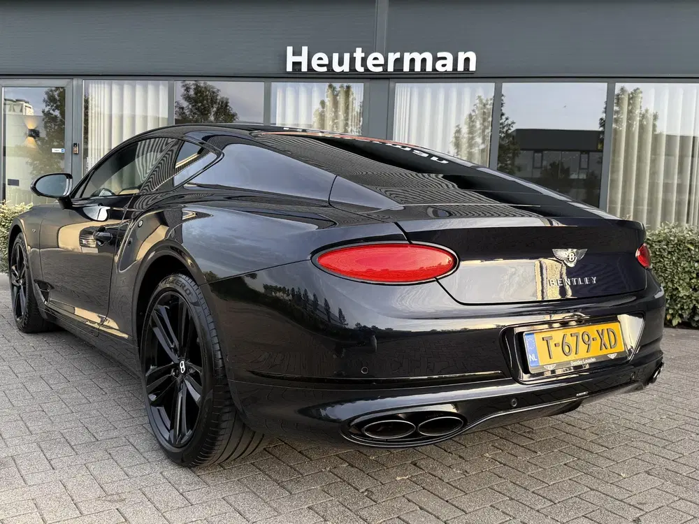 Bentley Continental GT NAIM uit 2020, foto 2
