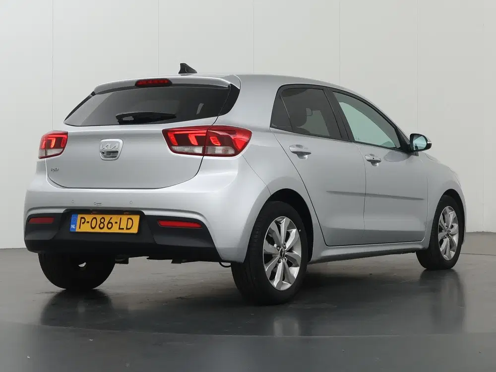 Kia Rio 1.0 T-GDi MHEV DynamicPlusLine uit 2022, foto 2