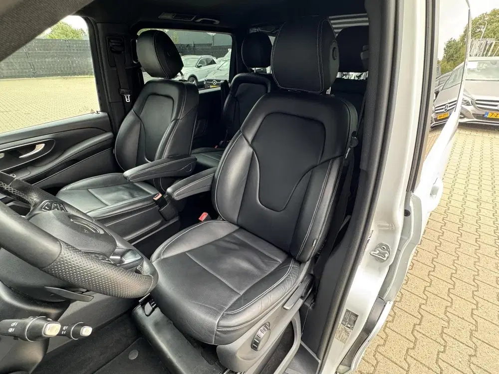 Mercedes-Benz V-Klasse Mercedes V-klasse 250d Lang AMG uit 2019, foto 11