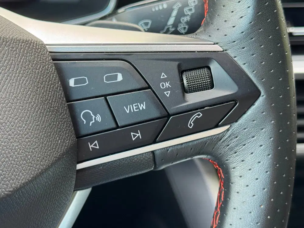 SEAT Leon 1.5 eTSI FR Launch Edition uit 2021, foto 12