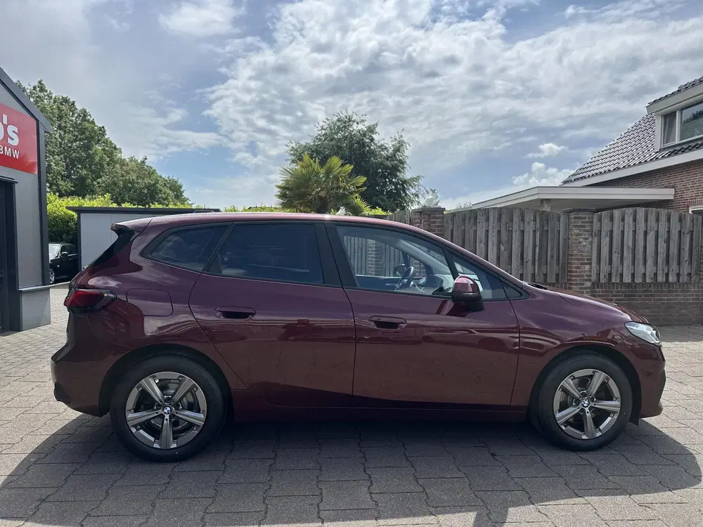 BMW 2-serie Active Tourer 218i HarmanKardon uit 2024, foto 4
