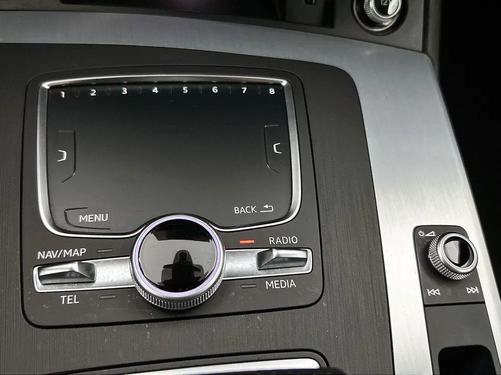 Audi Q5 55 TFSI e quattro Competition uit 2020, foto 12
