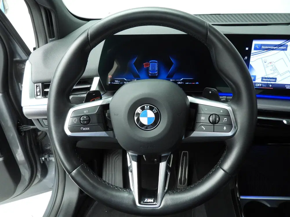 BMW 2-serie Active Tourer 218i uit 2023, foto 11