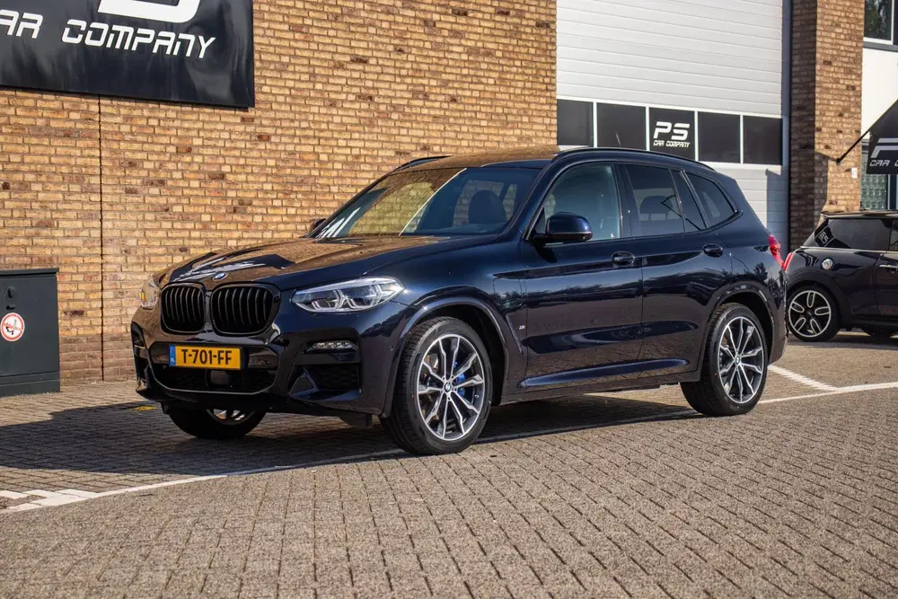 BMW X3 xDrive30e M-Sport uit 2020, foto 2