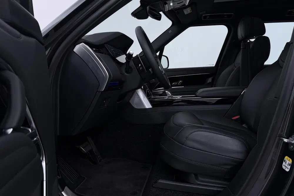 Land Rover Range Rover P550e HSE uit 2026, foto 3