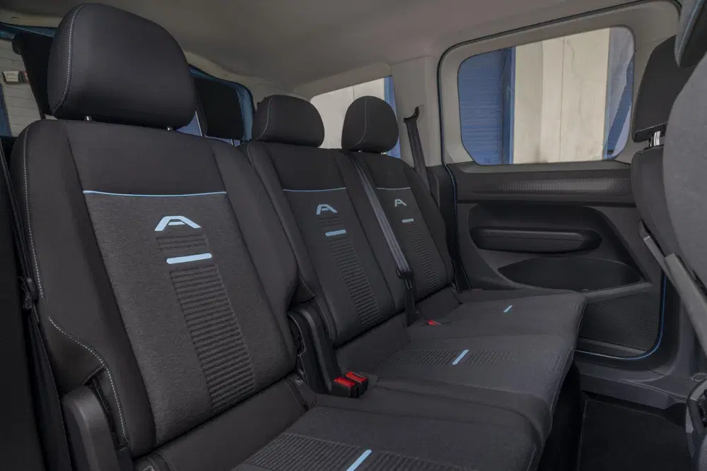 Ford Tourneo Connect 1.5 EcoBoost PHEV L2 Trend uit 2026, foto 10