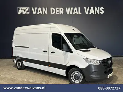 Mercedes-Benz Sprinter 211 CDI 115pk L2H2 Euro6 Airco uit 2023