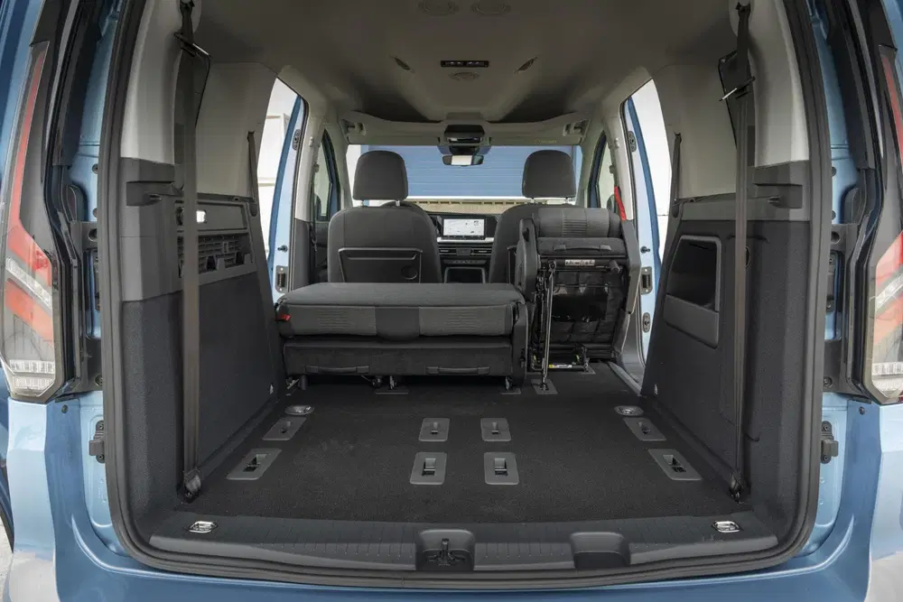 Ford Tourneo Connect 1.5 EcoBoost PHEV L1 Trend uit 2026, foto 15