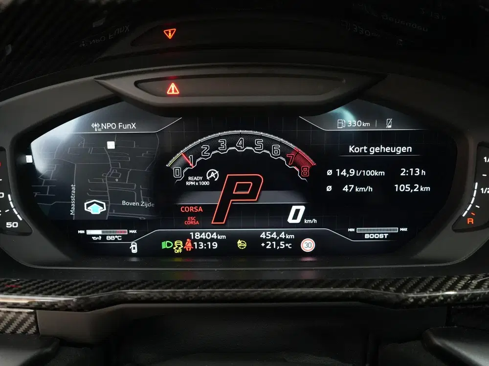 Lamborghini Urus 4.0 666pk V8 uit 2024, foto 15