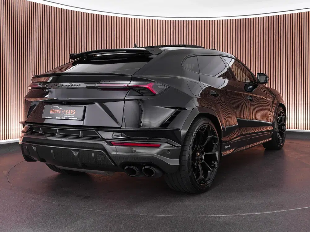 Lamborghini Urus 4.0 666pk V8 uit 2024, foto 2