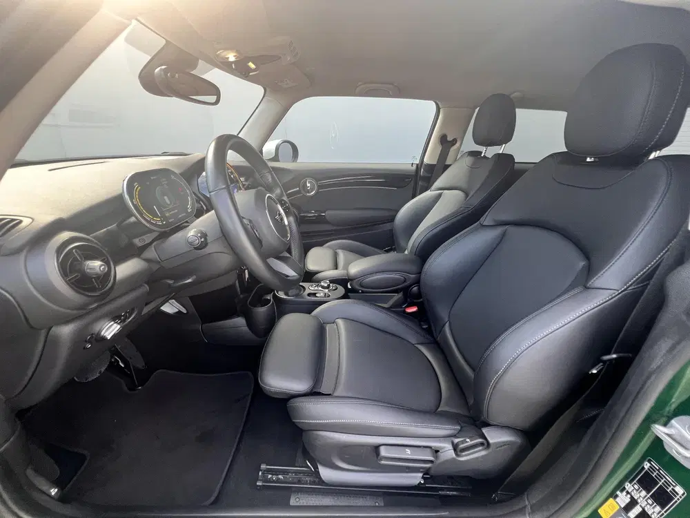 Mini Electric Cooper SE 33 kWh uit 2023, foto 8