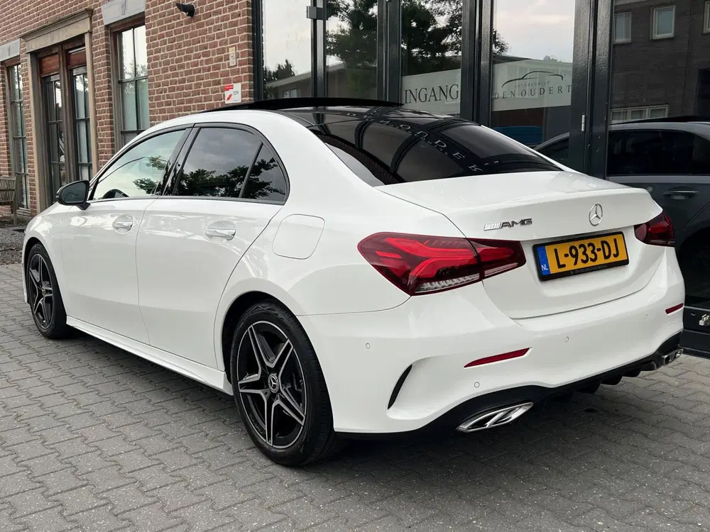Mercedes-Benz A-Klasse 200 Business Solution AMG AUT uit 2021, foto 6