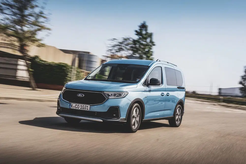 Ford Tourneo Connect 1.5 EcoBoost PHEV L2 Titanium uit 2026, foto 5