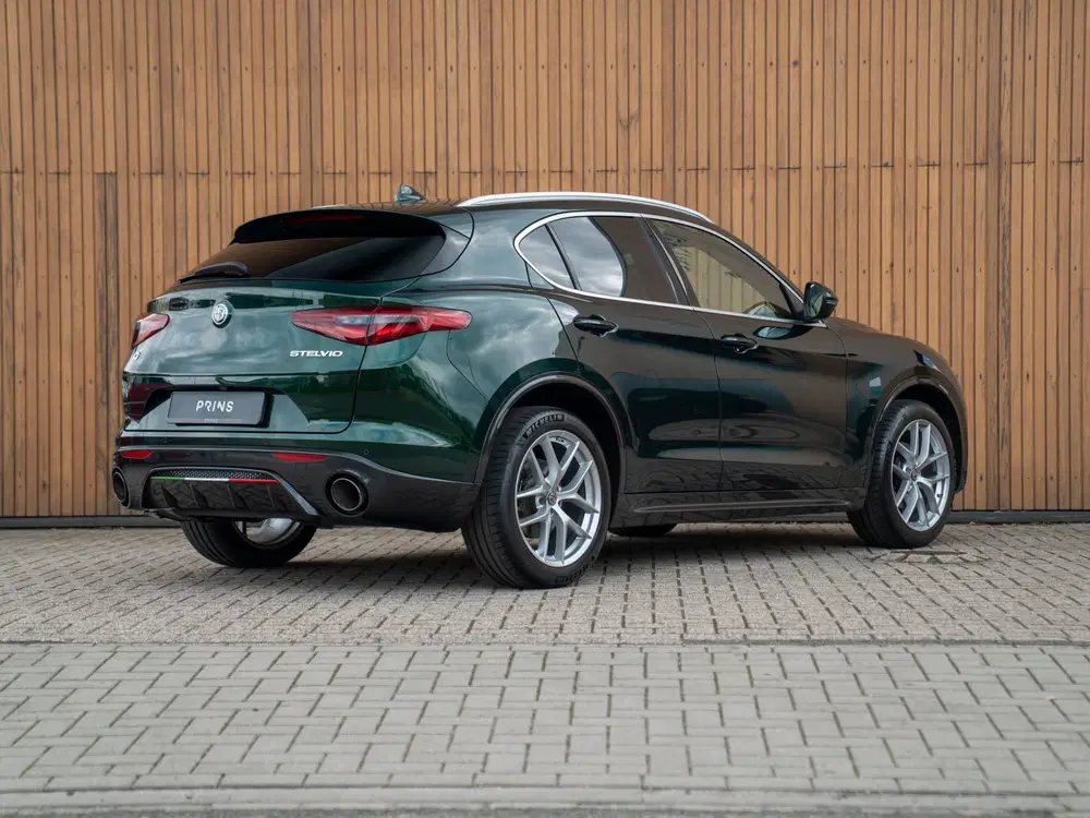 Alfa Romeo Stelvio 2.0T 280pk AWD Ti Lusso MY21 uit 2020, foto 4