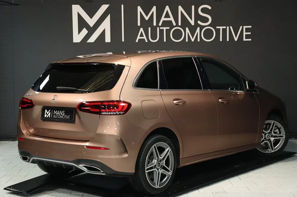 Mercedes-Benz B-Klasse 250 e AMG Line uit 2022, foto 4