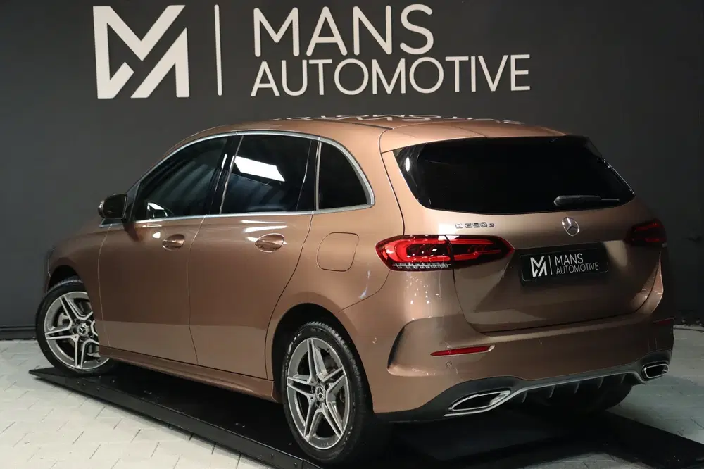 Mercedes-Benz B-Klasse 250 e AMG Line uit 2022, foto 5