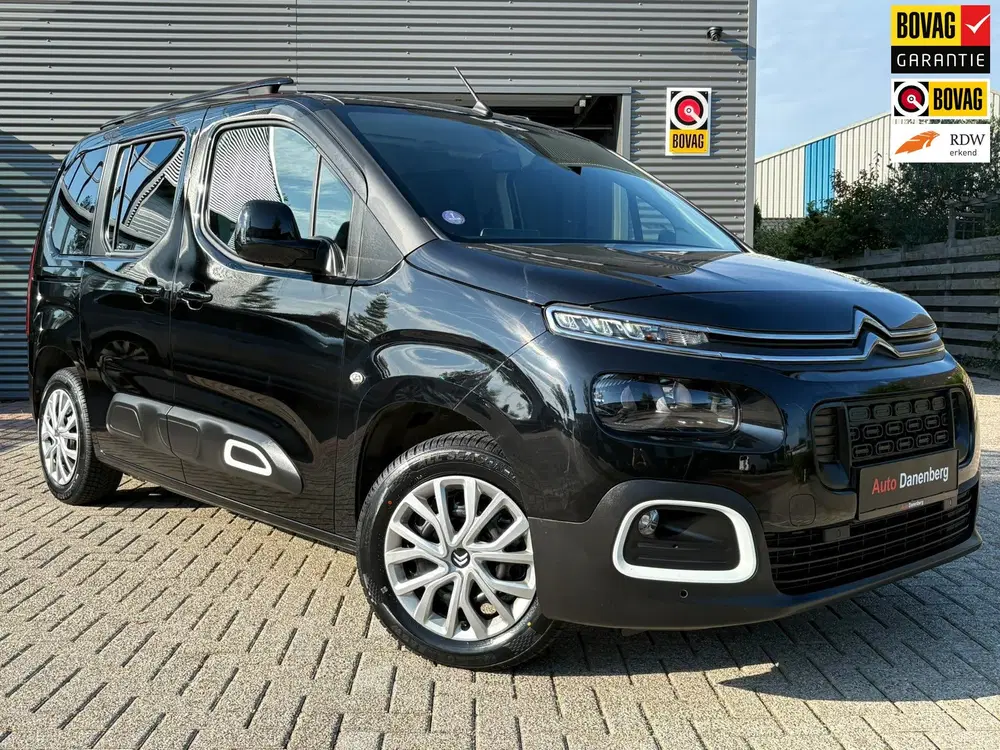 Citroën Berlingo Citroen Berlingo 1.2 PureTech Shine TREKHA uit 2019