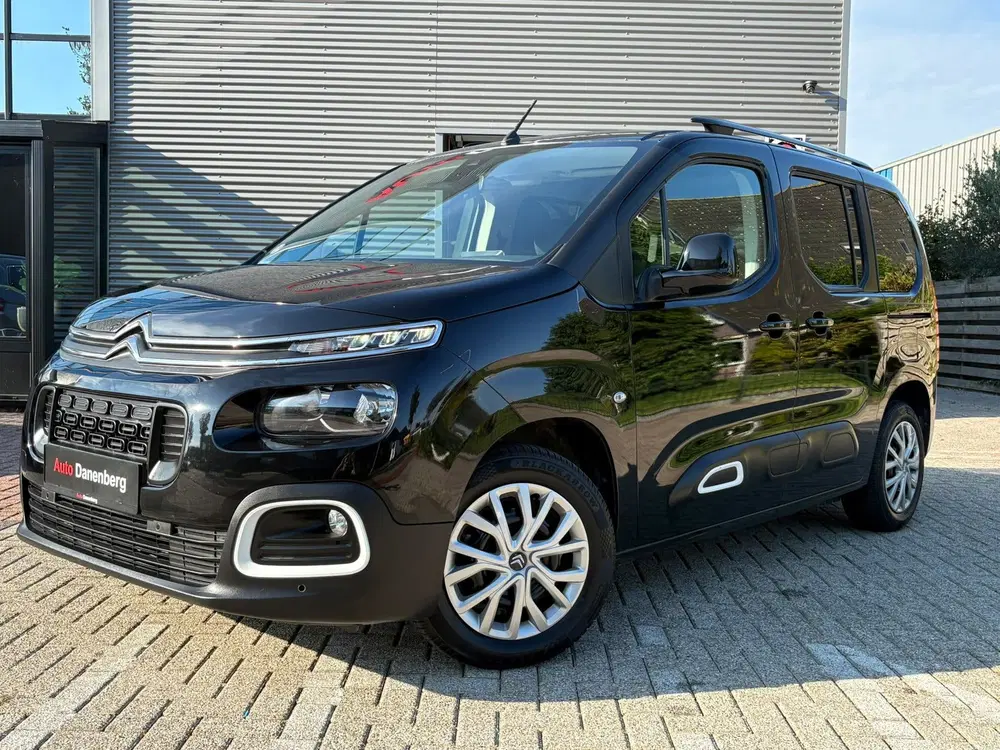 Citroën Berlingo Citroen Berlingo 1.2 PureTech Shine TREKHA uit 2019, foto 2