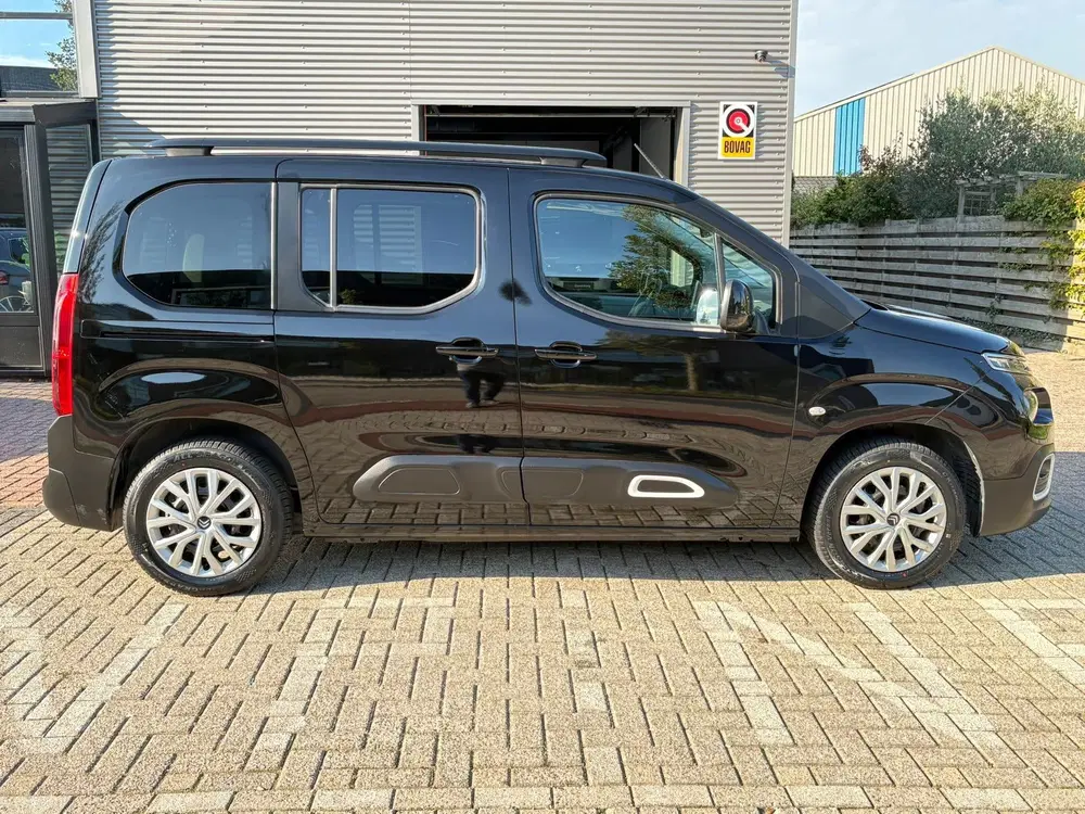 Citroën Berlingo Citroen Berlingo 1.2 PureTech Shine TREKHA uit 2019, foto 6