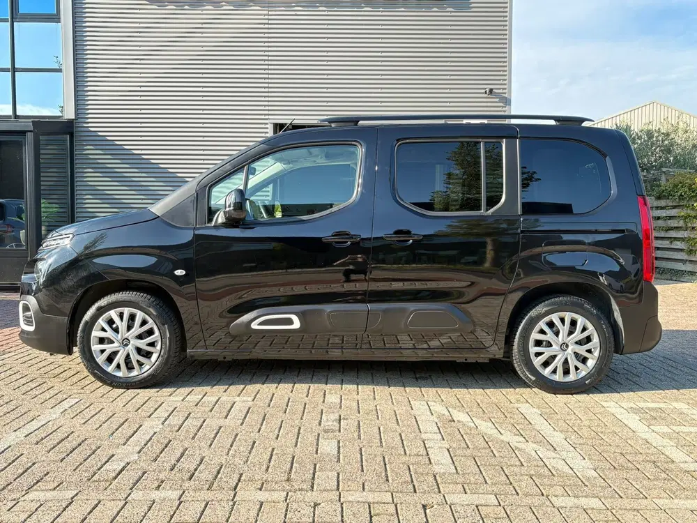 Citroën Berlingo Citroen Berlingo 1.2 PureTech Shine TREKHA uit 2019, foto 7