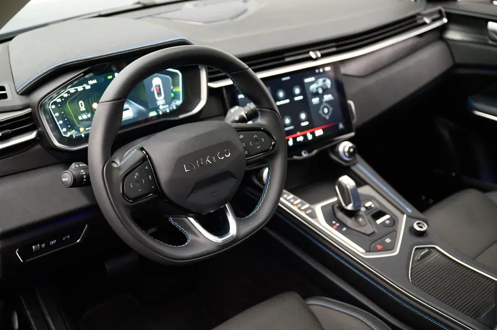 Lynk & Co 01 1.5 261PK Plug-in Hybrid *360 Camera* Pano uit 2023, foto 7