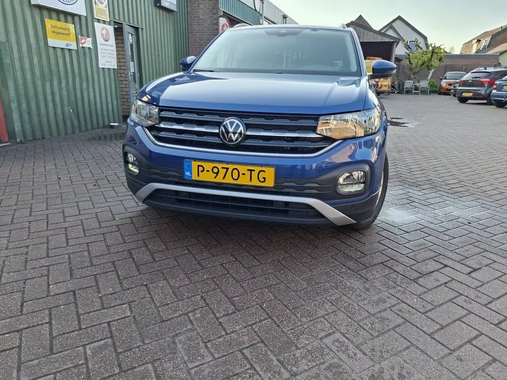 Volkswagen T-Cross 1.0 TSI Life uit 2022, foto 2