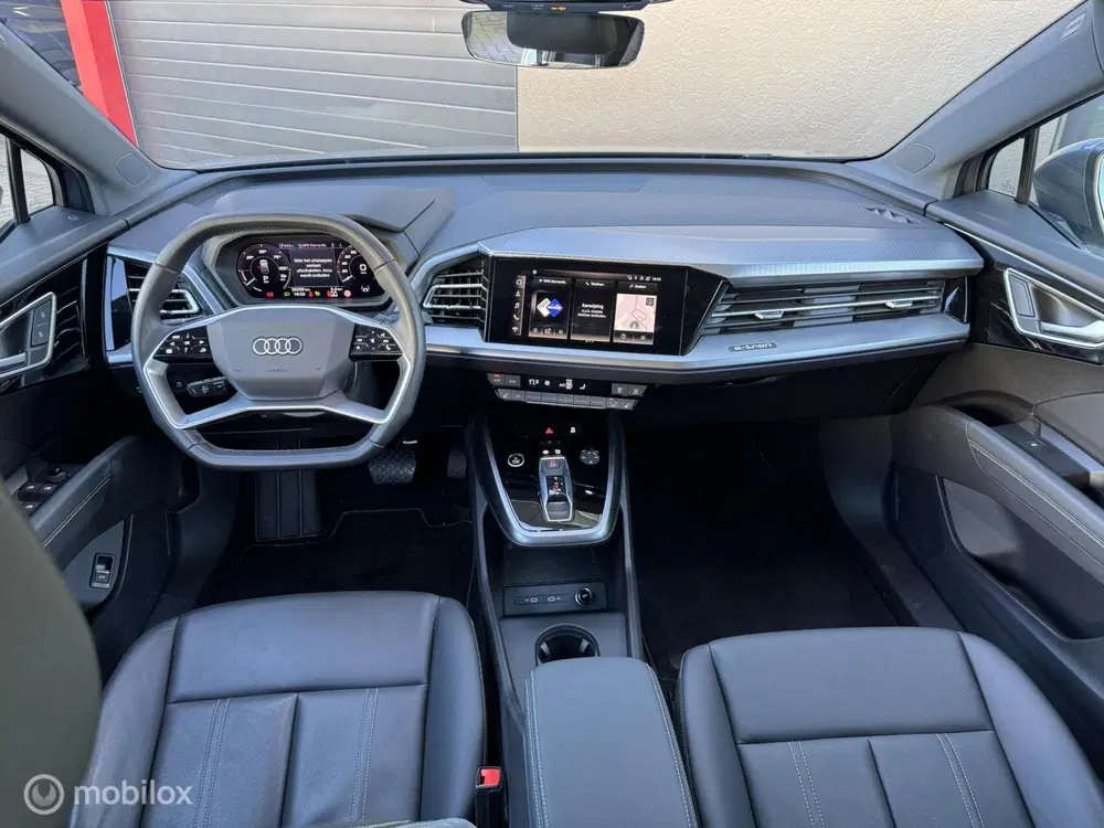 Audi Q4 e-tron 40 S edition 77 kWh Platinum Pack uit 2022, foto 10