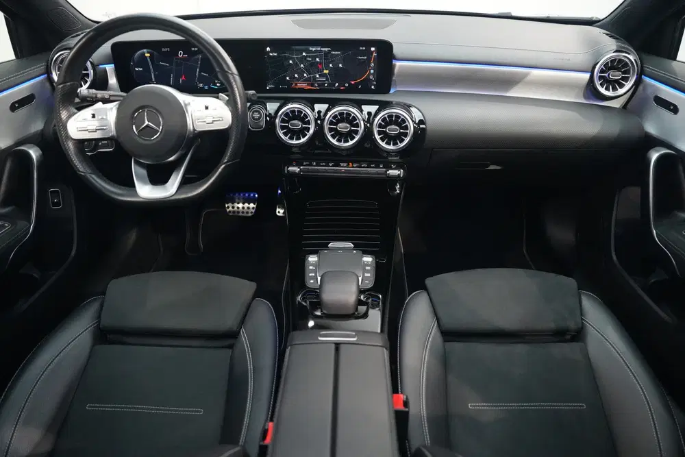 Mercedes-Benz A-Klasse 250 e AMG ✅ 19" AMG ✅ PANO ✅ CA uit 2021, foto 4