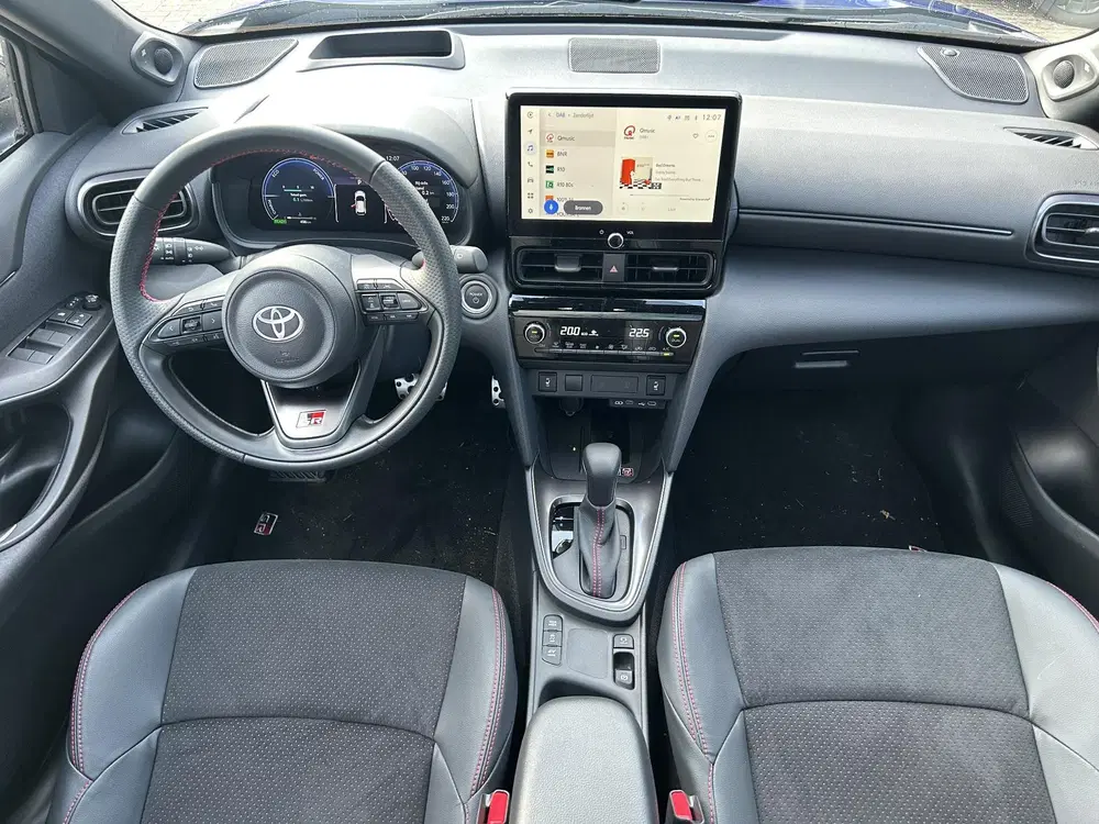 Toyota Yaris Cross 1.5 Hybrid 130 GR SPORT uit 2024, foto 8