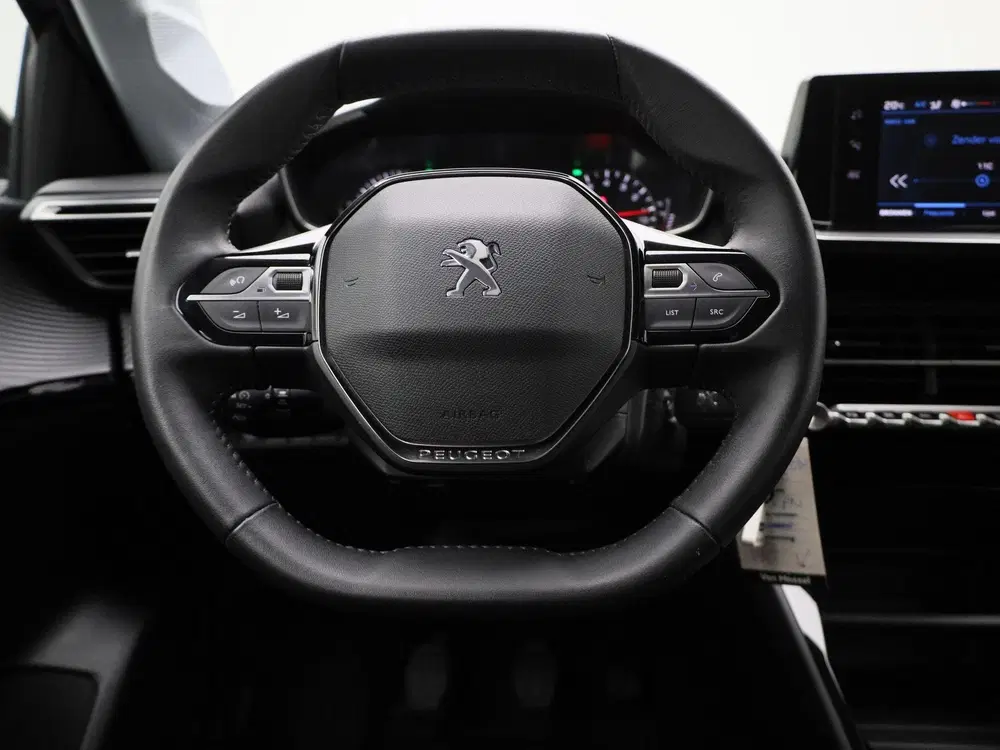 Peugeot 208 1.2 PureTech Active Pack uit 2023, foto 7
