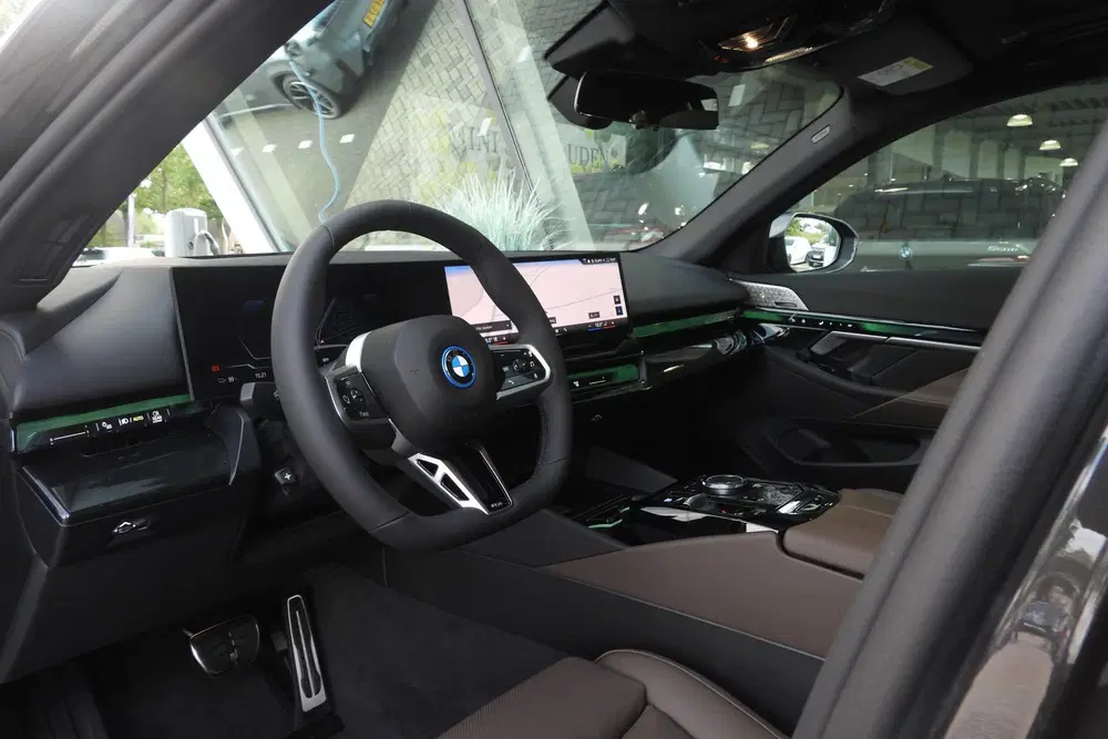 BMW i5 eDrive40 M Sport uit 2026, foto 12