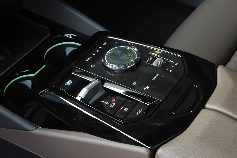 BMW i5 eDrive40 M Sport uit 2026, foto 13